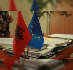 Ndihma Financiare e BE-s&euml; p&euml;rtej retorik&euml;s