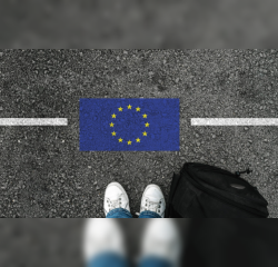 Europa përtej kufijve të saj: rikthimet, sovraniteti dhe dilemat e politikave migratore