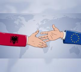 Politika &ldquo;Kritikk&euml;rkuese&rdquo; e Shqip&euml;ris&euml; dhe p&euml;rgjigjja kozmopolite e Bashkimit Europian