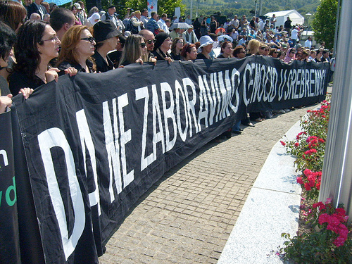20 vjet nga genocidi i Srebrenicës-Ne mbajmë mend!